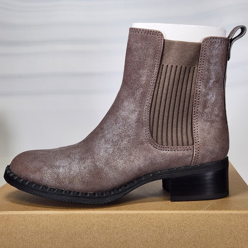 Gentle Souls Kenneth Cole Best Elastic Bootie Mineral Metallic Chelsea Boots 8.5